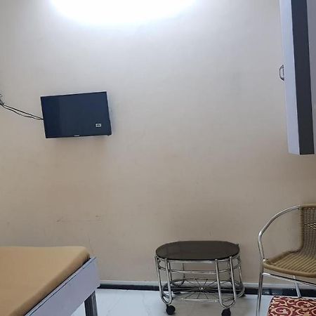 New Metro Guest House Mumbai Kültér fotó