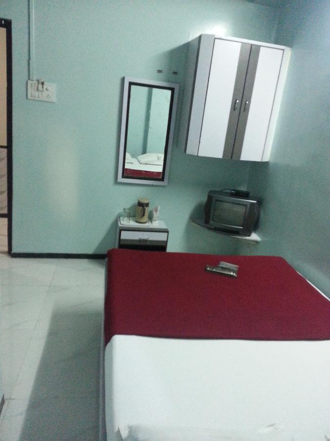 New Metro Guest House Mumbai Kültér fotó