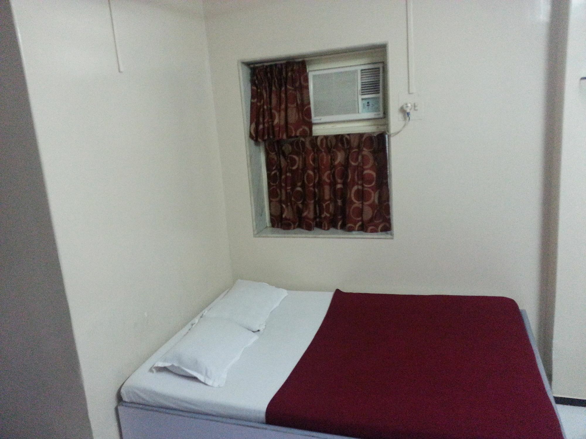 New Metro Guest House Mumbai Kültér fotó